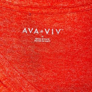 Ava & Viv, v-neck t-shirt